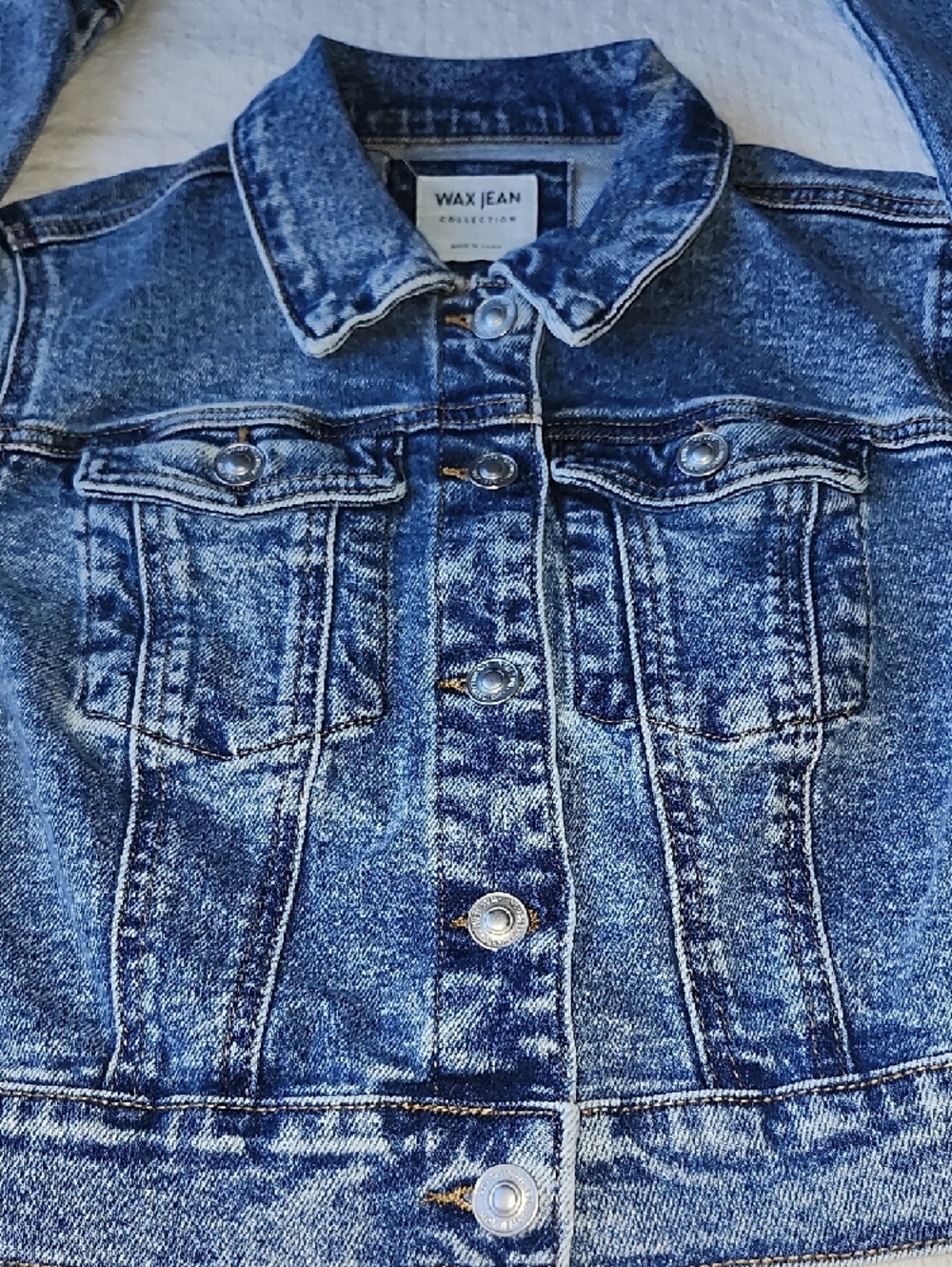 Wax Jean Faded Blue Cropped Denim Jacket - Picture 3 of 6